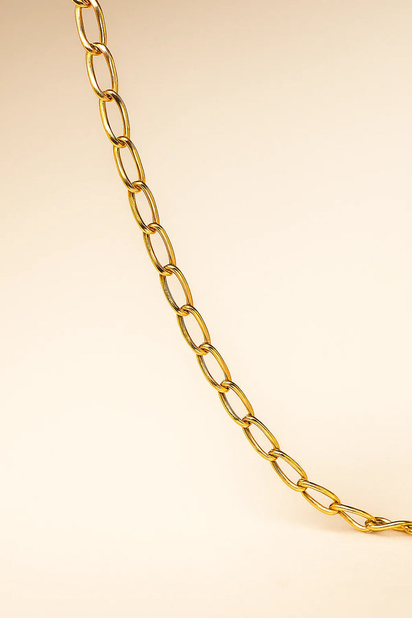 Collar de cadena de eslabón fino en oro amarillo 18k de 50 cm
